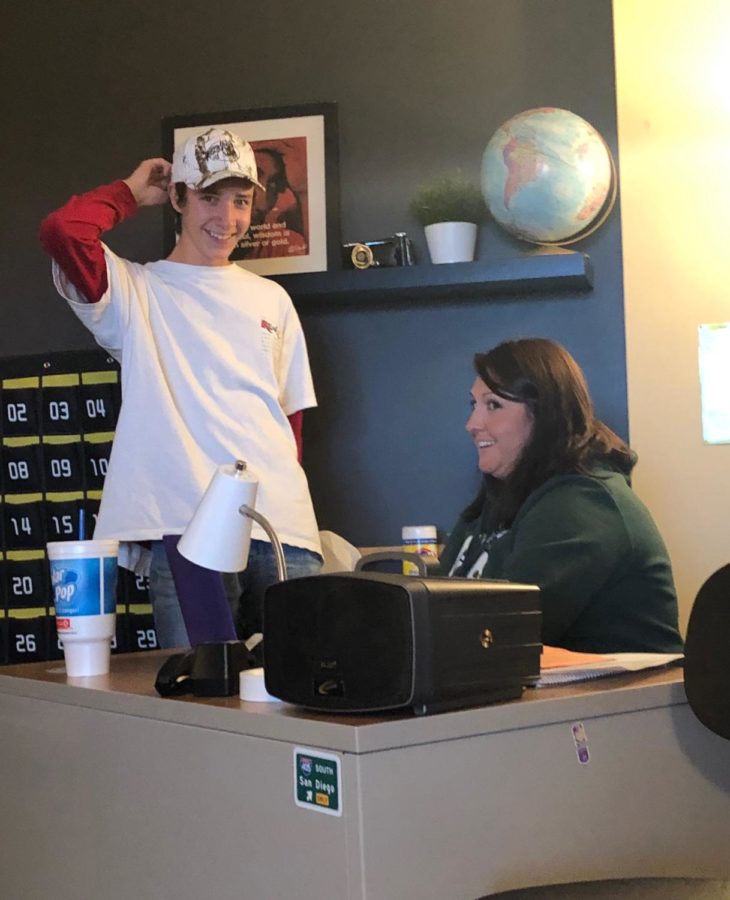 Teacher Kristin Greenleaf helps student Justin Schtepa ‘23 during access in room 3000B Nov. 13. 
