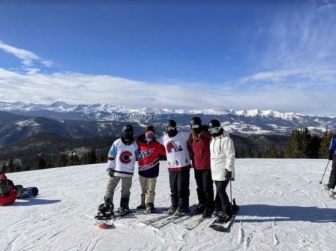 Aidan Chung ‘21, Jack Keough ‘21, Jackson Thomas ‘21, Caroline Peeta ‘21, and Kylie Olsen ‘21 at. Photo Courtesy: Caroline Peeta ‘21